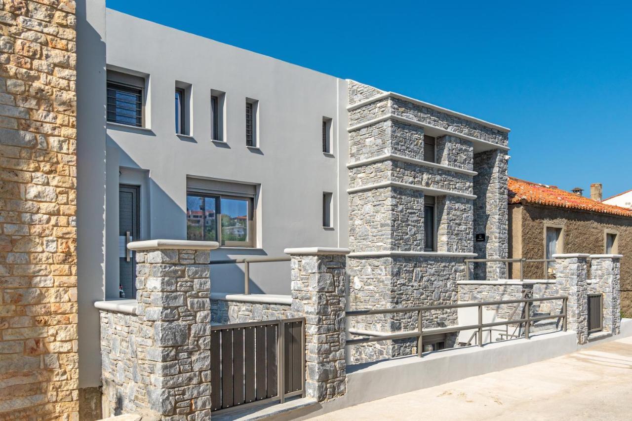 La Perla Suites Agioi Apostoloi  Exterior photo